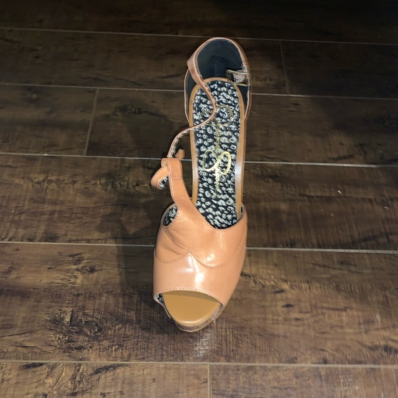 Platform Jessica Simpson Heel - Picture 2 of 2